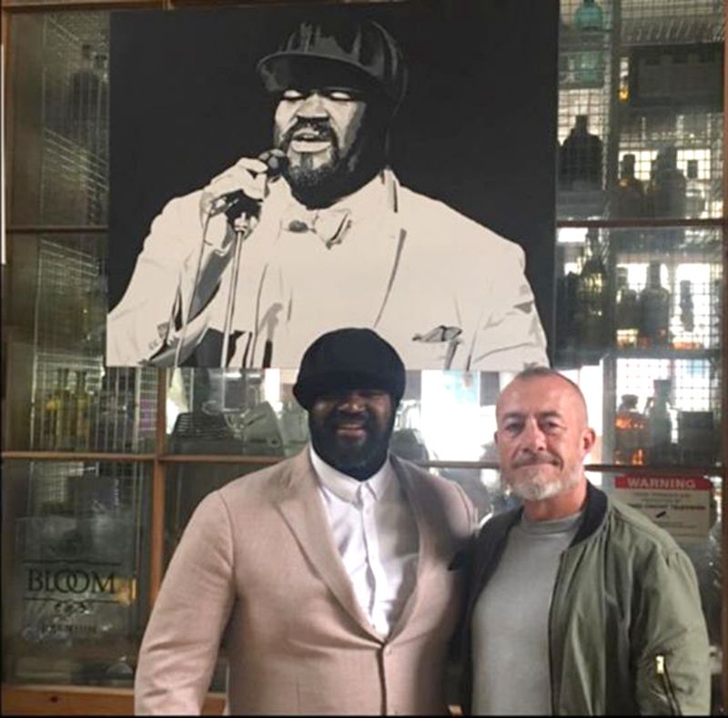 Dom Osman alongside Gregory Porter and his portrait